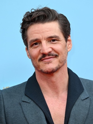 Pedro-Pascal-050.jpg