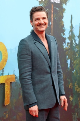 Pedro-Pascal-140.jpg