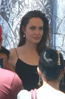 angelina_0004.jpg