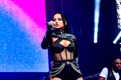 beckyg_0101.jpg