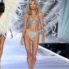 Filename=elsa_0146.jpg
Filesize=423KiB
Dimensions=1365x2048
Date added=Apr 18, 2025 elsa_0146.jpg