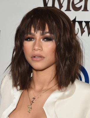 Zendaya-07-25.jpg