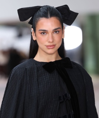 dualipa_0001.jpg