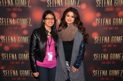 goddessgomez_0202.jpg