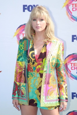 taylor_0002.jpeg