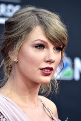 taylor_0002.jpg