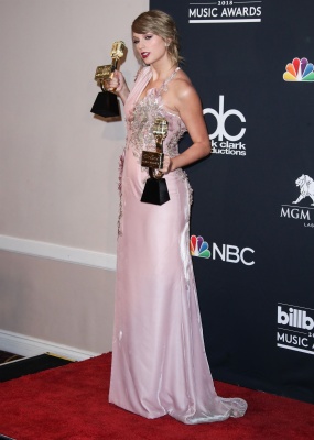 taylor_0165.jpg