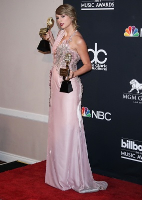 taylor_0166.jpg