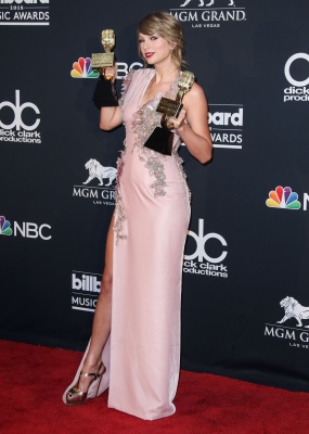 taylor_0322.jpg