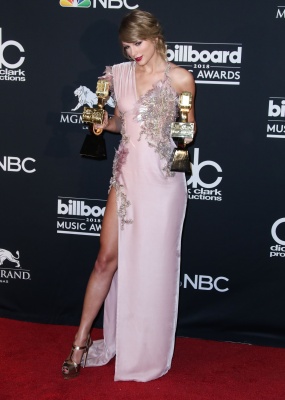 taylor_0325.jpg