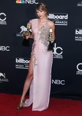taylor_0327.jpg