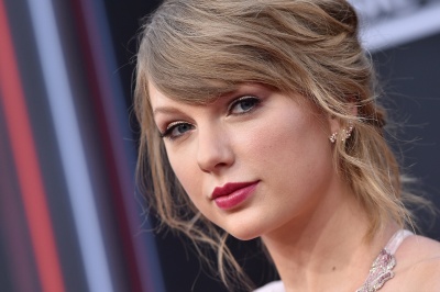 taylor_0350.jpg