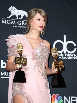 taylor_0571.jpg