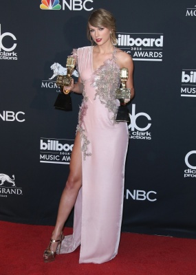taylor_0621.jpg