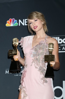 taylor_0799.jpg