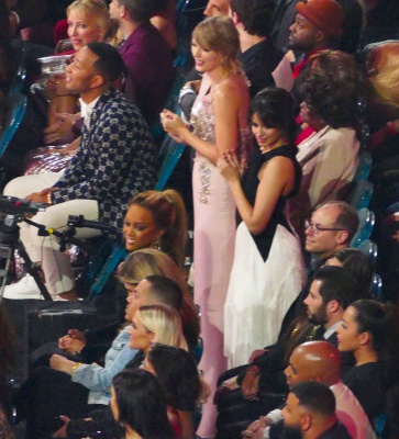 taylor_0954.jpg
