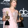 Filename=taylor_0571.jpg
Filesize=2586KiB
Dimensions=3456x4597
Date added=May 01, 2025 taylor_0571.jpg