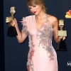 Filename=taylor_0655.jpg
Filesize=905KiB
Dimensions=2000x2730
Date added=May 01, 2025 taylor_0655.jpg
