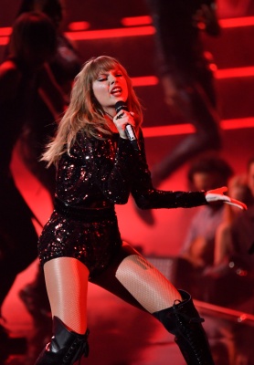 taylor_0126.jpg