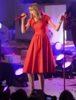 taylor_0090.jpg
