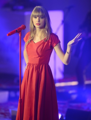 taylor_0122.jpg