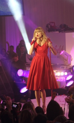 taylor_0171.jpg