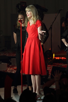 taylor_0190.jpg