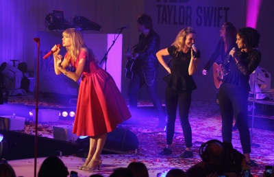 taylor_0199.jpg