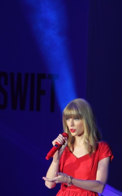 taylor_0203.jpg