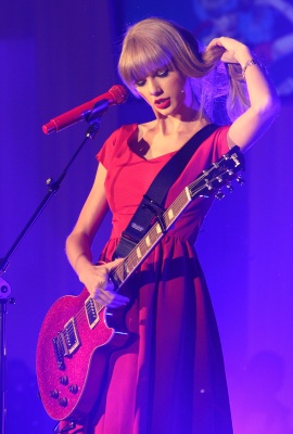 taylor_0227.jpg