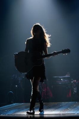 taylor_0002.jpg