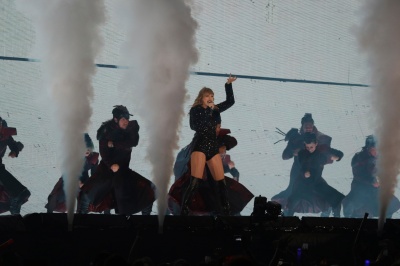 taylor_0015~0.jpg