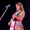 Filename=taylor_0112.jpg
Filesize=659KiB
Dimensions=2048x1333
Date added=May 05, 2025 taylor_0112.jpg