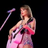 Filename=taylor_0113.jpg
Filesize=519KiB
Dimensions=2048x1363
Date added=May 05, 2025 taylor_0113.jpg