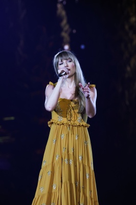 taylor_0012.jpg