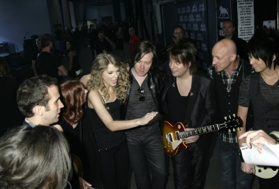 taylor_0012~0.jpg