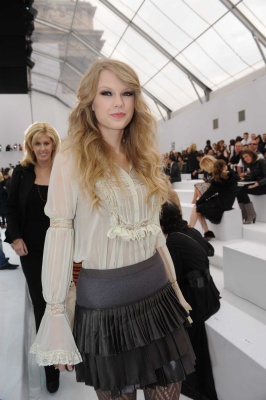 taylor_0012.jpg