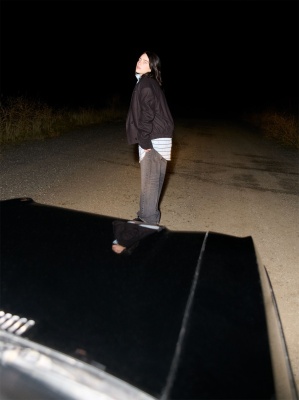 b_0003.jpg
