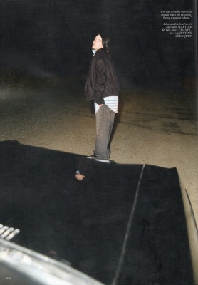 b_0015.jpg