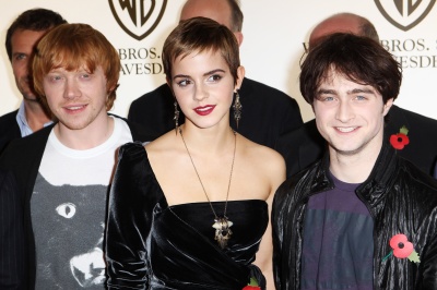 29318_kaneda_Emma_Watson_Warner_Brothers_Leavesden_Studios_Photocall_28_123_397lo.jpg