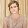 84004_kaneda_Emma_Watson_Armando_Gallo_PortraitsJuly2011_26_123_1112lo.jpg