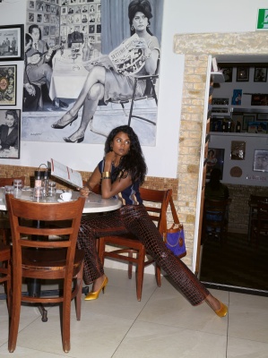 s_0009.jpg