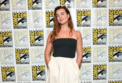 655369574_2226877283-ncis-tony-ziva-press-room-_l.jpg