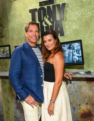 655368233_2226849378-ncis-tony-ziva-cast-visits-paramount-the-lodg.jpg