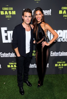 2227184749-Entertainment-Weekly-s-Annual-Comic-Con-Bash-l.jpg