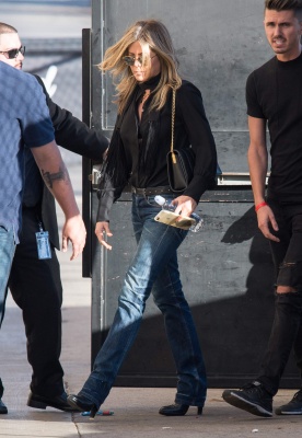 58545419_jennifer-048.jpg