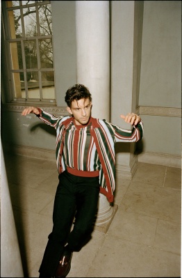 j_0002.jpg
