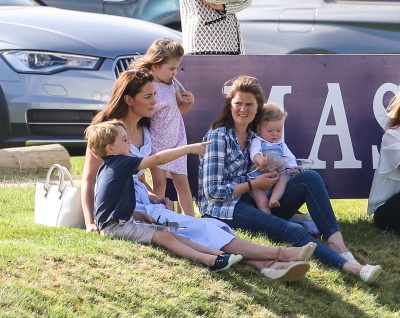 72725839_kate_middleton_10062018_adds_07.jpg