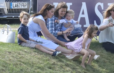 72731079_kate_middleton_10062018_addddds_07.jpg