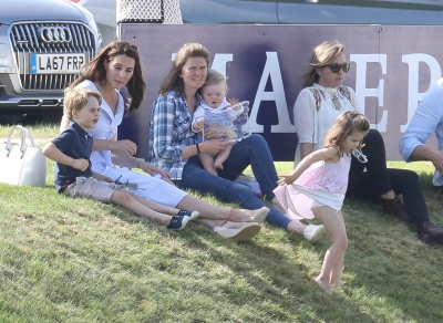 72731091_kate_middleton_10062018_addddds_12.jpg